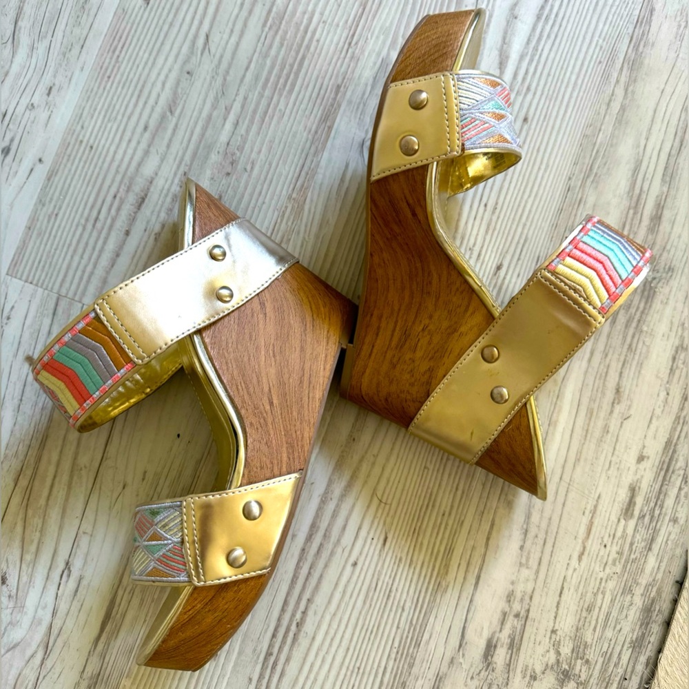 NWOB BCBG Colorful Wedge Sandals